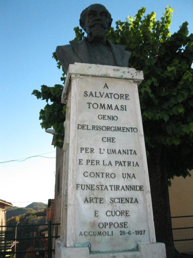 Salvatore%20Tommasi%27s%20bust%20%284%29.JPG